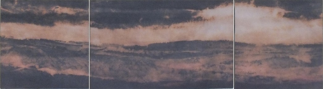 &ldquo;All'imbrunire- l'acqua del lago- &egrave; rilassata- Sono mossi i ricordi che accompagnano la via &rdquo;